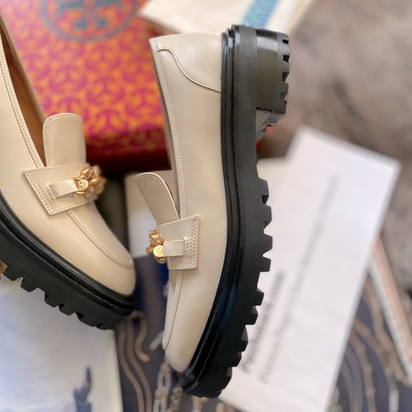 Tory Burch Jessa Lug Sole Loafers - Picture 14 of 16